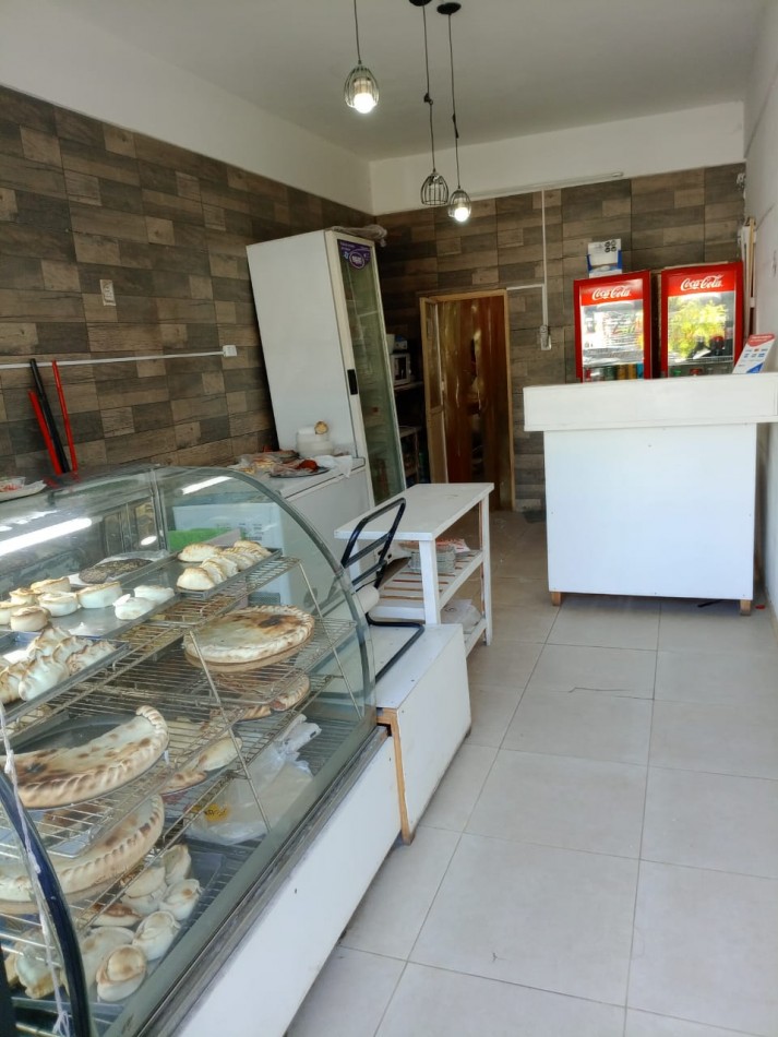 Venta local + fondo de comercio